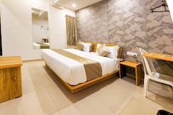 Hotel Nova Shine, Rajkot