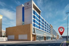 Studio M Arabian Plaza Hotel & Hotel Apartments, Dubai