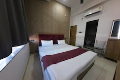 Hotel Dev Shree Palace ( Mahamrityunjay Dwar ), Ujjain