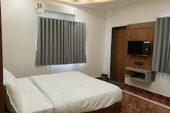 Dwarka dekho - Grand Palace, Dwarka