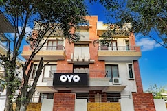 Hotel O Sunshine Near Iskcon Temple Noida, Noida