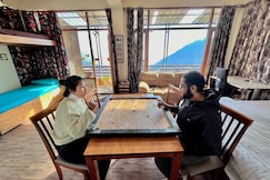 Hillspeak Homestay I Cozy Suite, Shimla