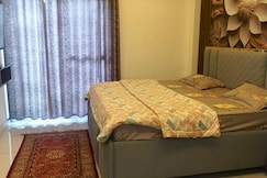 SkyJacuzzi Retreat For CozyCouples, Gurgaon