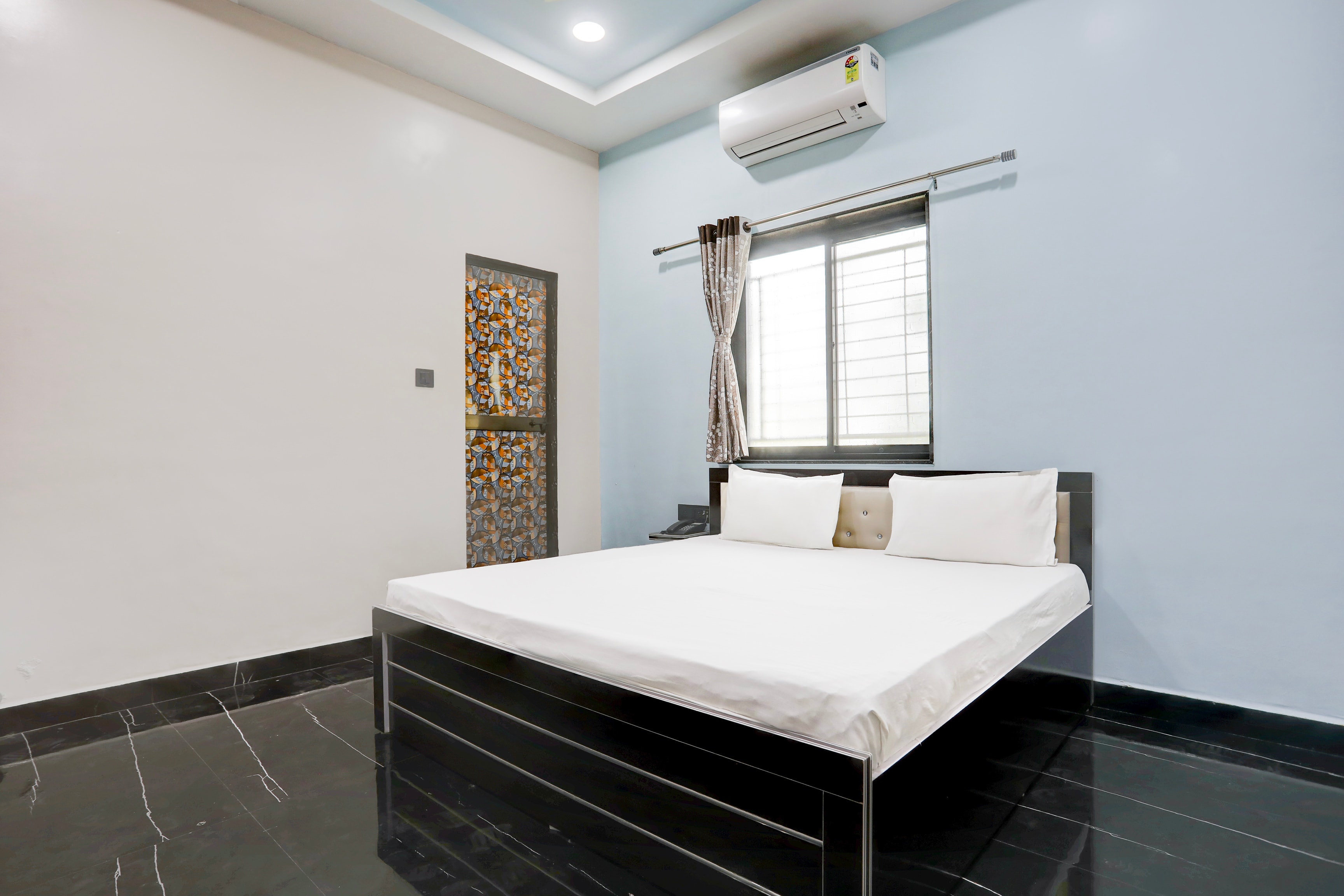 Hotel O Raj Guest House - Tap to explore photos