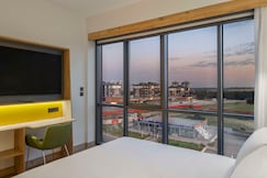 Hampton By Hilton Cerkezkoy, Saray