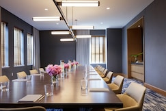Kimpton HARPER HOTEL, an IHG hotel, Erath