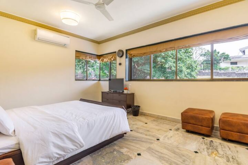 4BHK Hillside Haven by Pranaam Stays - Tap to explore photos