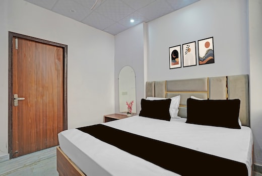 Super HOTEL O SMALL TOWN