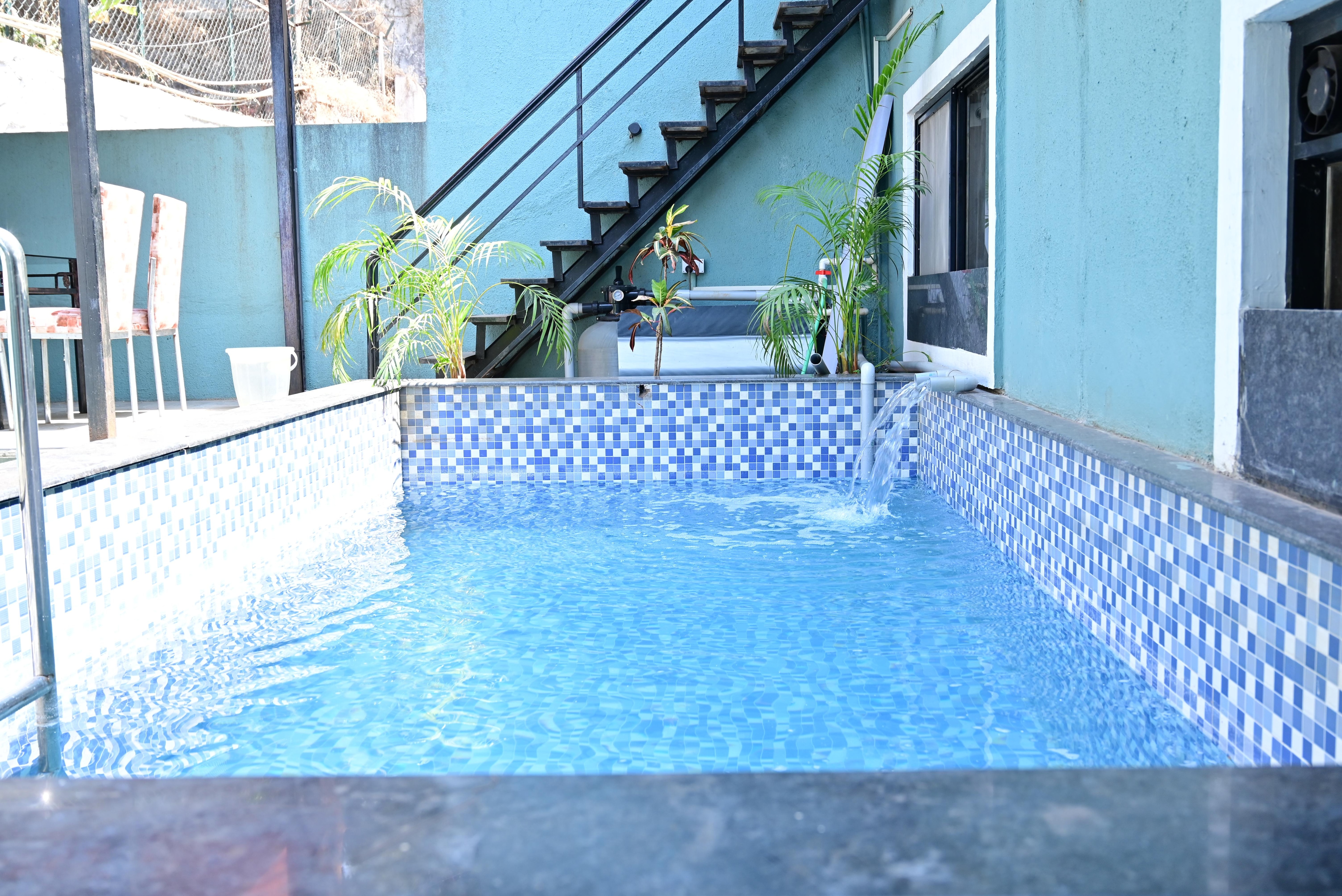 Snoozi Villa 3BHK with Pvt Pool - Tap to explore photos