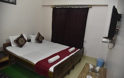 Double Bed Non AC Room