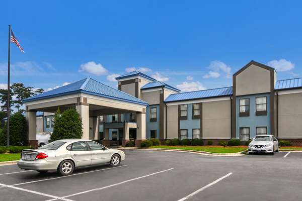 SureStay Plus Hotel by Best Western Tarboro - Tap to explore photos
