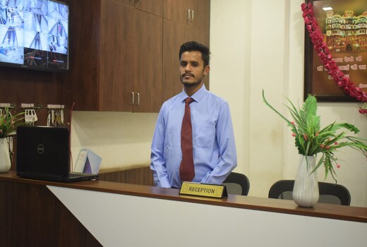 HOTEL LAKSHYA SHEESH MAHAL