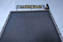 Hotel O Cross King Hotel & Restaurant, Budhlada