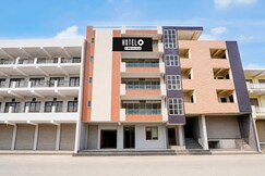Hotel O Sector 63 Noida Formerly Daya Inn, Noida