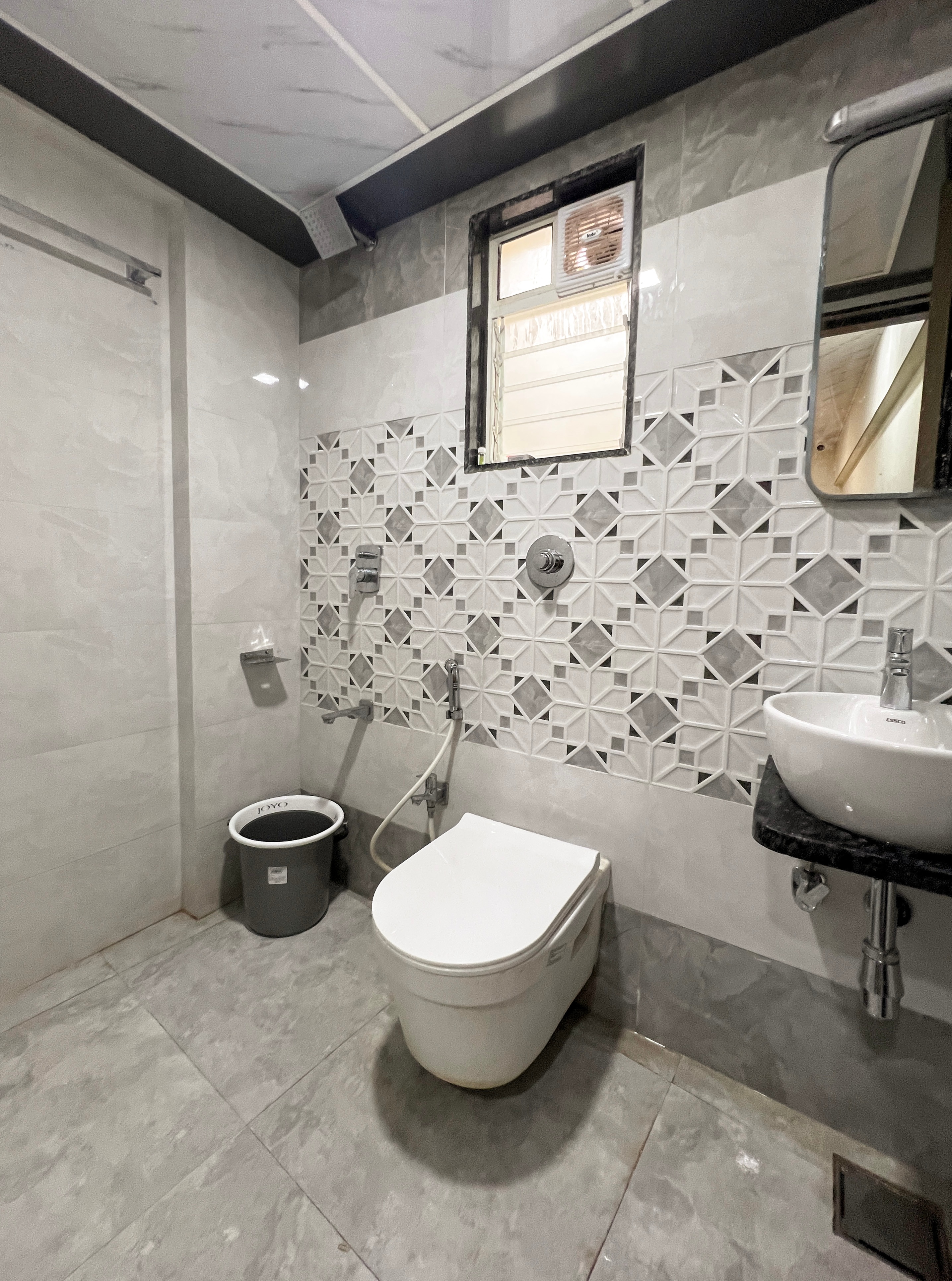 APEX STAY ROOMS & DORMITORY - Tap to explore photos