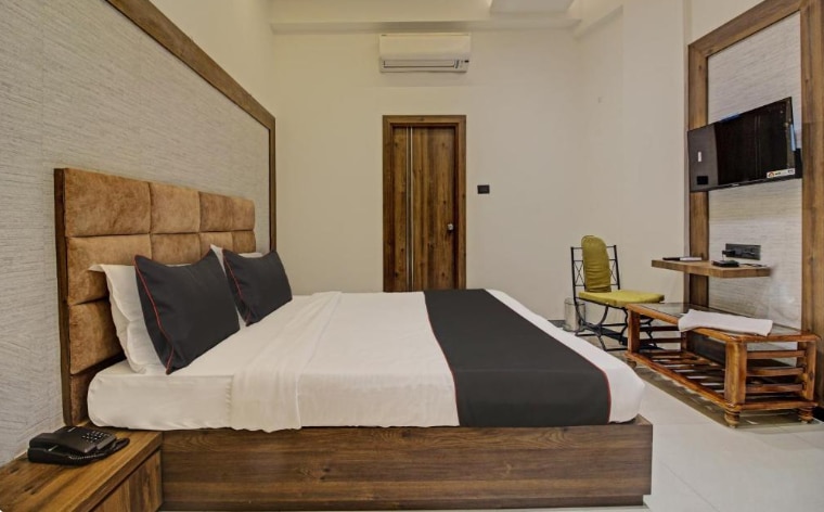 HOTEL UTSAV RADIANCE - Tap to explore photos