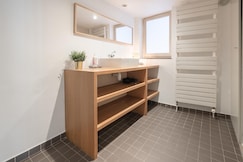 Spacious 11-person stay in Antwerp, Antwerp