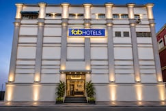FabHotel Demattrie Budget, Kolkata
