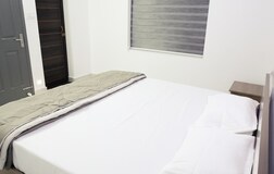 Ac Room in an Apartment
