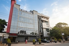 Hotel Shikhar, Etah