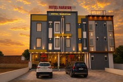 Hotel Narayan (Near Toran Dwar with Safe Parking), Khatu