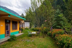 Stone Cottage and Tree House by StayApart, Jibhi