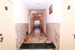 Hotel O Amrit Resort, Hindaun