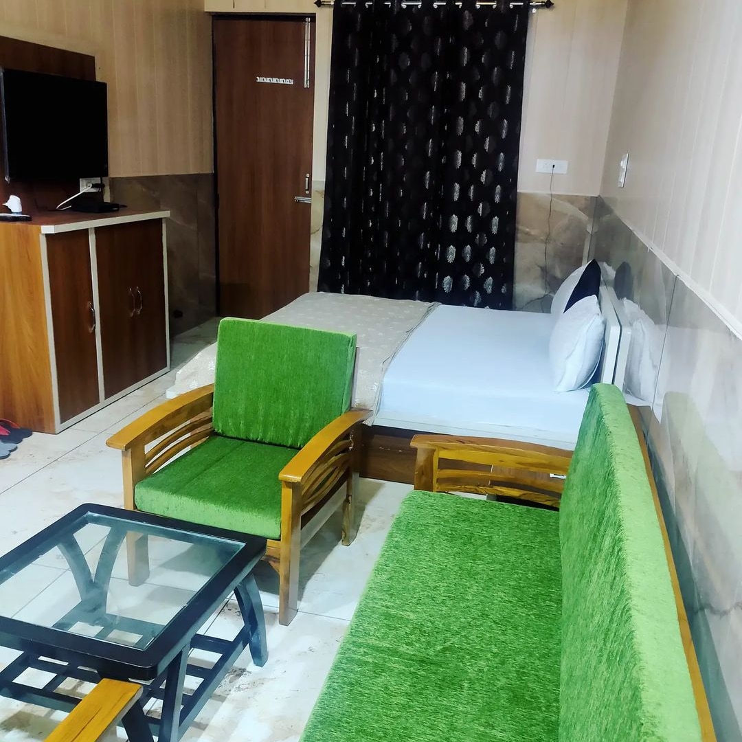 Hotel Agroha Inn - Tap to explore photos