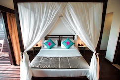 SinQ Beach Morjim., Goa