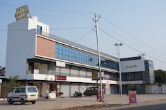 Hotel Mahnsh Palace, Nadiad