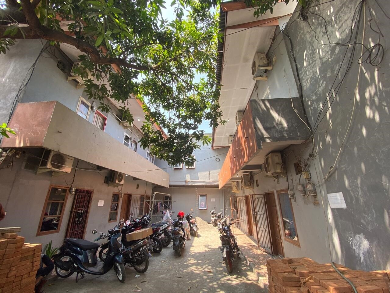 Lulu Homestay - Tap to explore photos