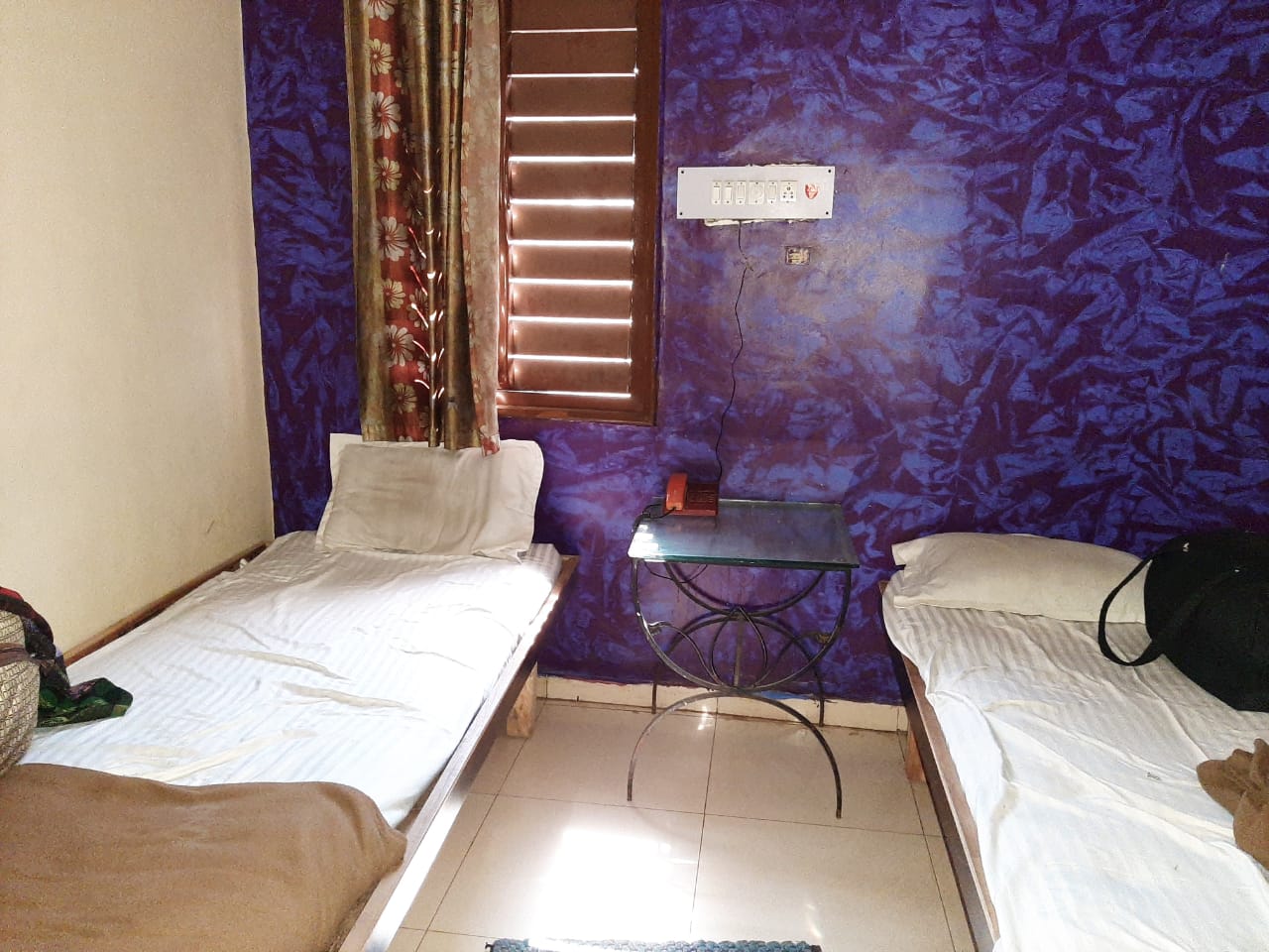Agrawal Bhavan Guest House - Tap to explore photos