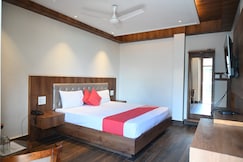 Apple Blossom (2 minute walking from Mall Road), Manali