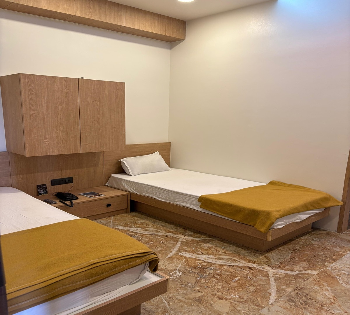 Deluxe Room (Twin Bed) 1