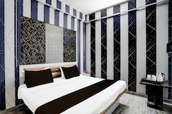 Hotel O Sector 121 Gaur City Mall Noida Formerly Royal FNG, Noida