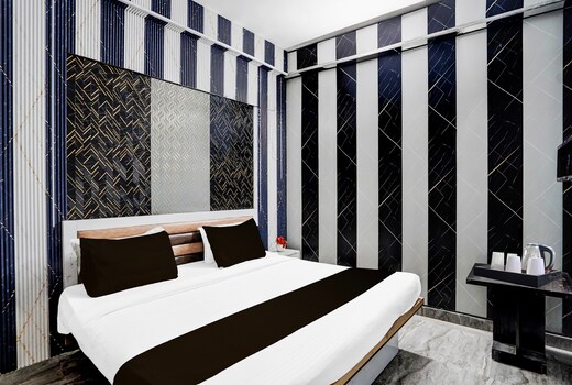 Hotel O Sector 121 Gaur City Mall Noida Formerly Royal FNG