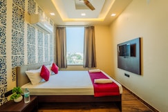 THE SKY TOUCH, Phulera