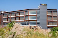 The Royal Crown, Bachhrawan