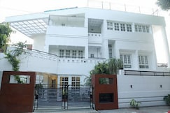 Happy Mark Suites Rooms, Lucknow