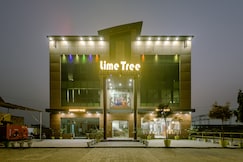 Lime Tree Stays and Banquet, Vrindavan