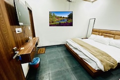 The Signature Stay, Delhi