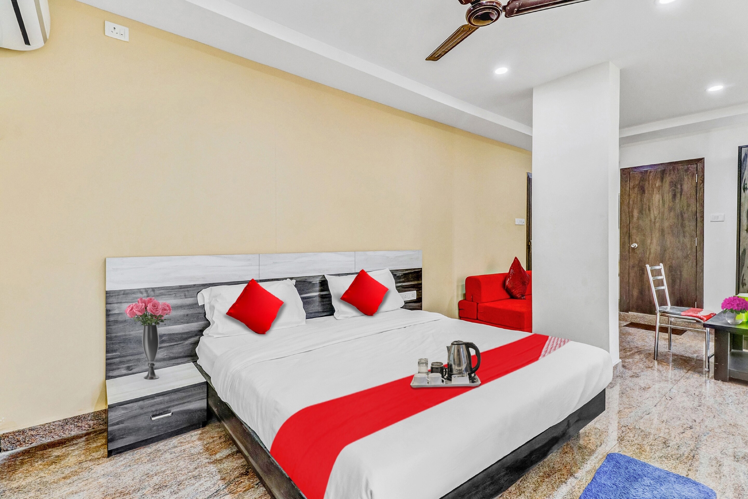 Hotel O Lavish Residency - Tap to explore photos