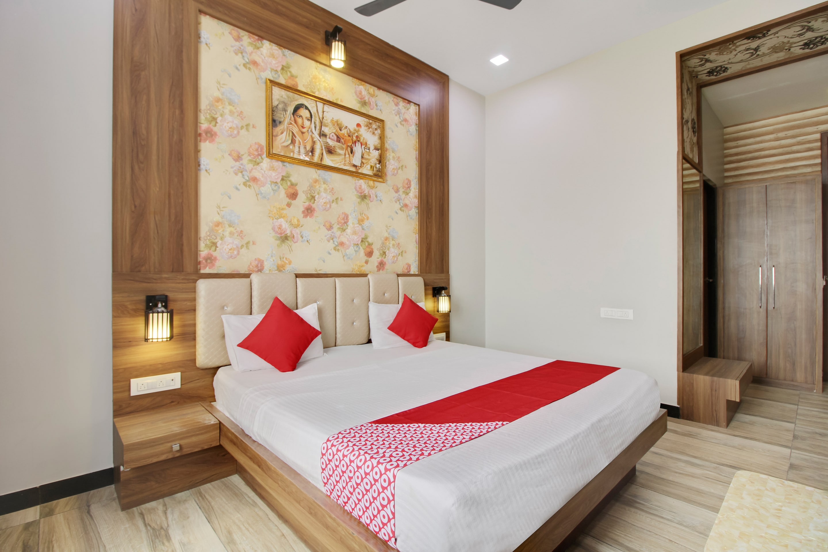 Hotel O Royal Guest House - Tap to explore photos