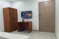 Tick Stay BnB | Next to Lajpat Nagar Central Market, Delhi