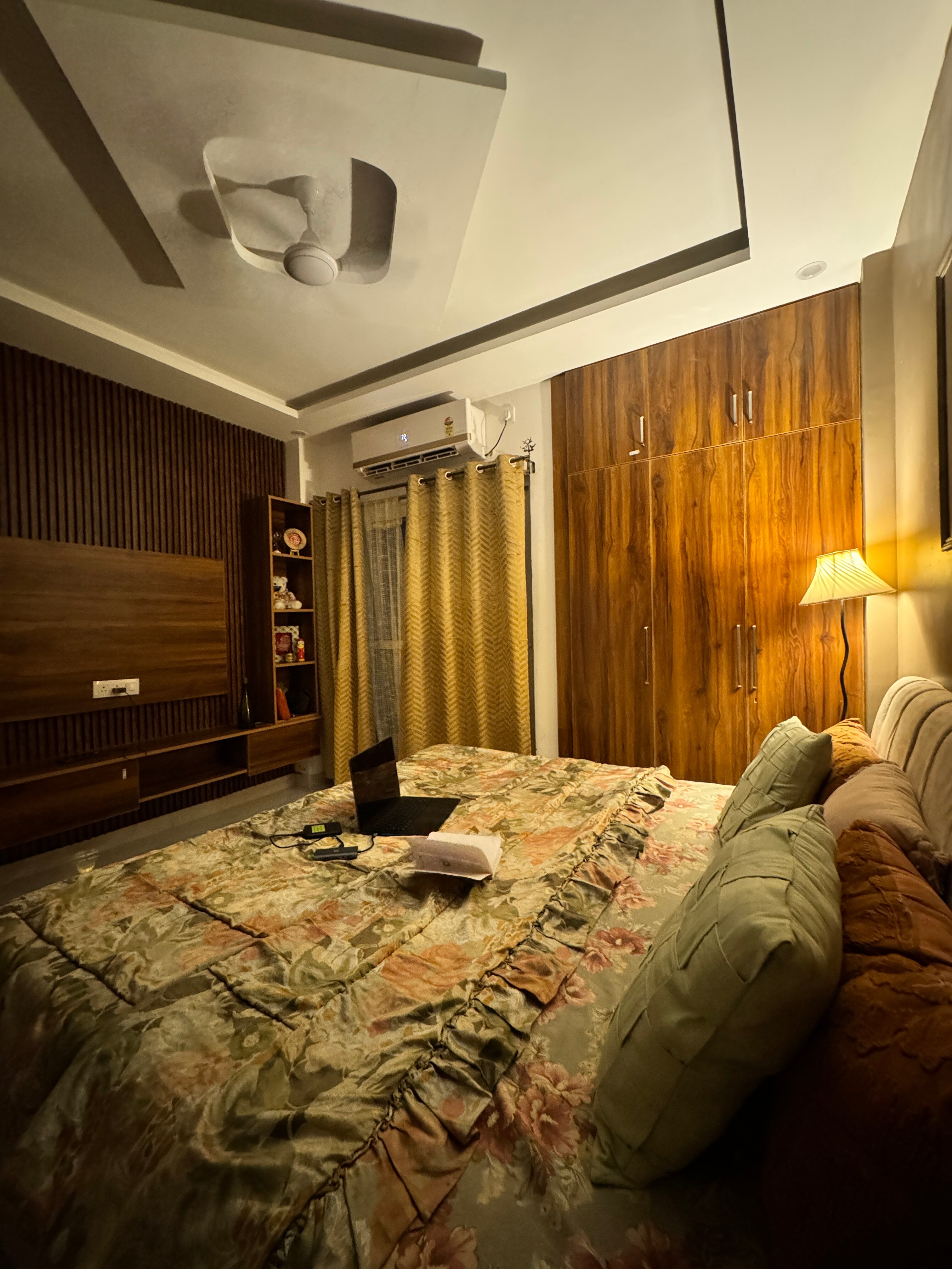 Oriana stay 2Bhk apartment - Tap to explore photos