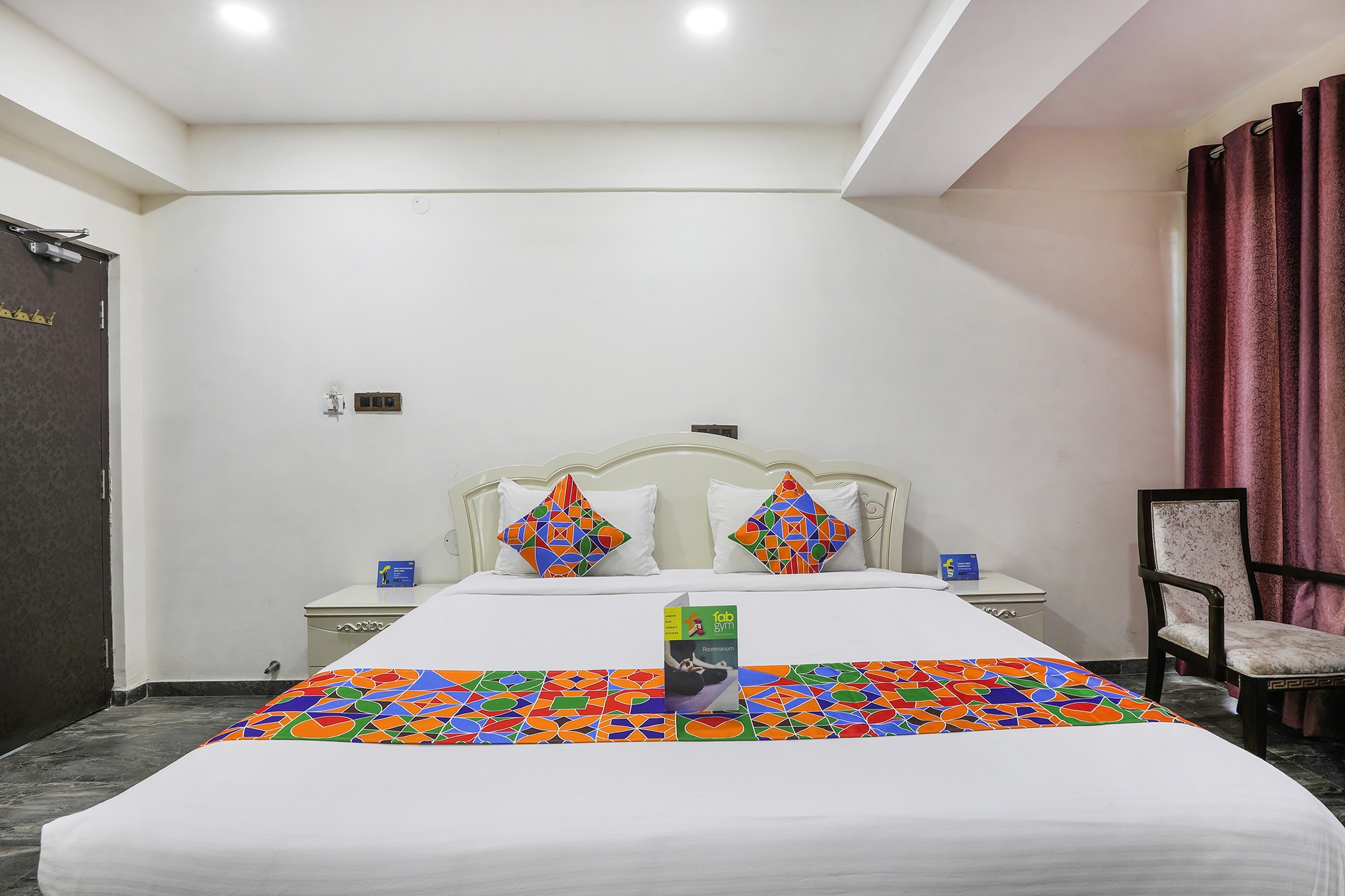 FabHotel Frazer Suites - Nr. Bangalore Cantt. Railway Station - Tap to explore photos