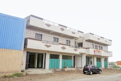 Hotel O by OYO Jyoti Palace Lodging, Pune