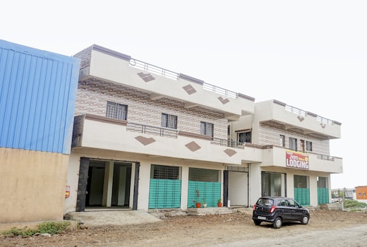 Hotel O Jyoti Palace Lodging
