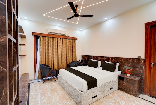 Hotel O DEVOM INN
