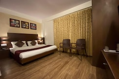 Hotel Lake and Woods, Nainital